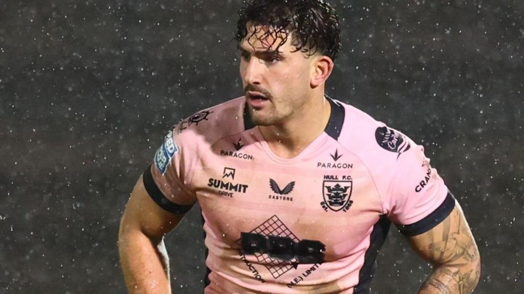 Romano leaves Hull FC on compassionate grounds