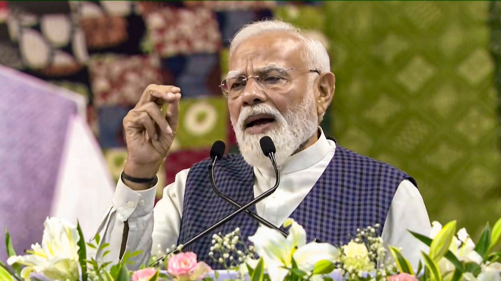 ‘Cut money’ no longer works in Bengal: PM Modi highlights Rs 3,000 aid to women