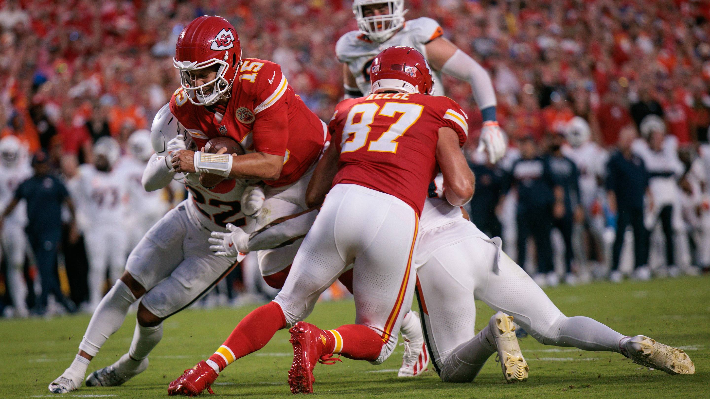 Travis Kelce's Blunt Admission Makes Missed Call vs. Broncos Look Even Worse
