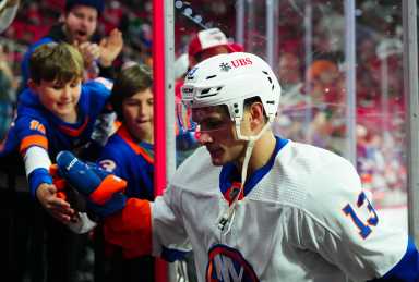 Mathew Barzal latest: Opening night not ruled out yet for Islanders star