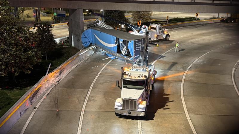 Amazon delivery truck crashes on I-5 near San Ysidro border crossing