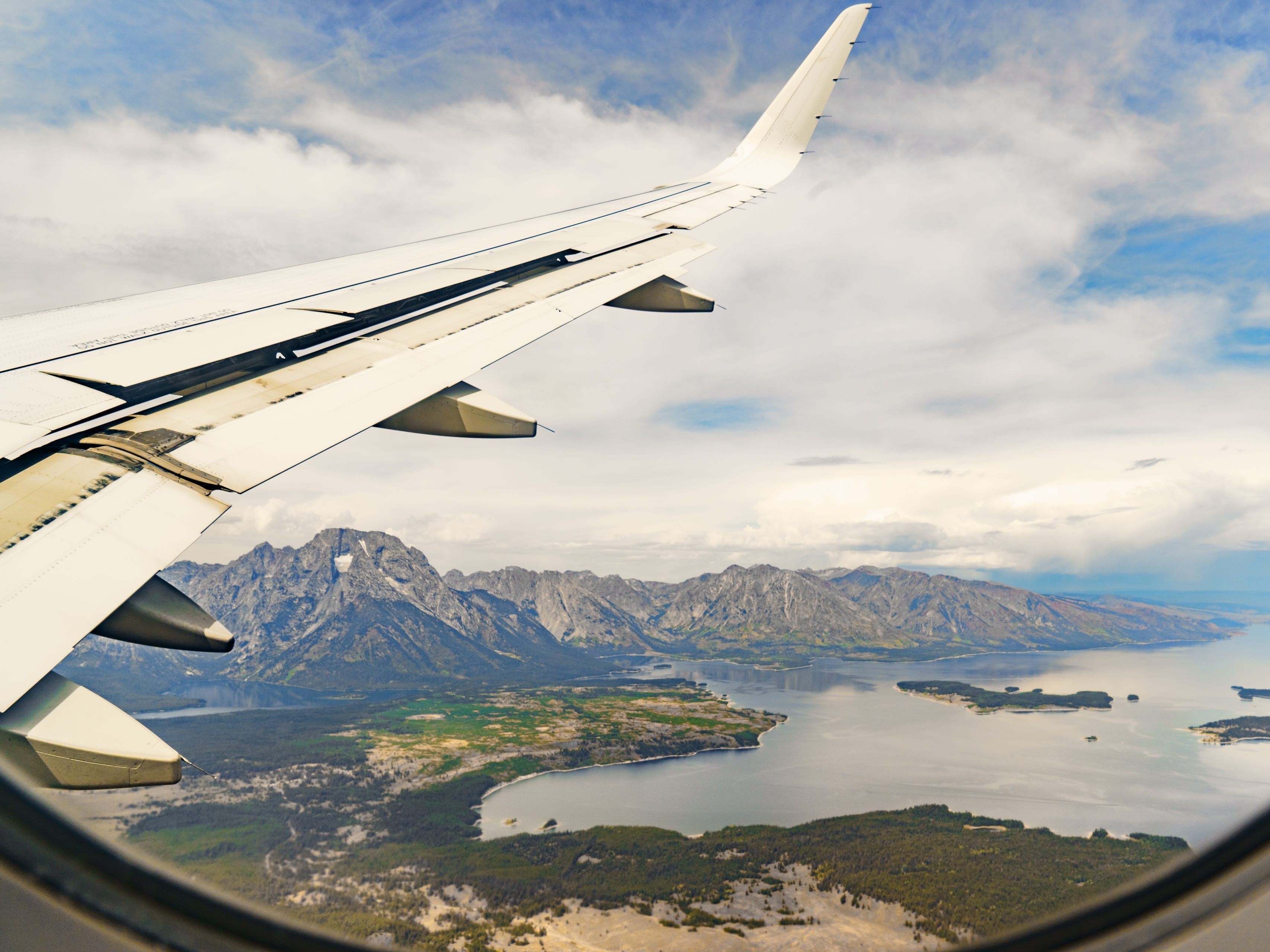 I've spent 190 hours on long-haul flights. I have 11 rules for surviving 6-plus hours stuck in economy.