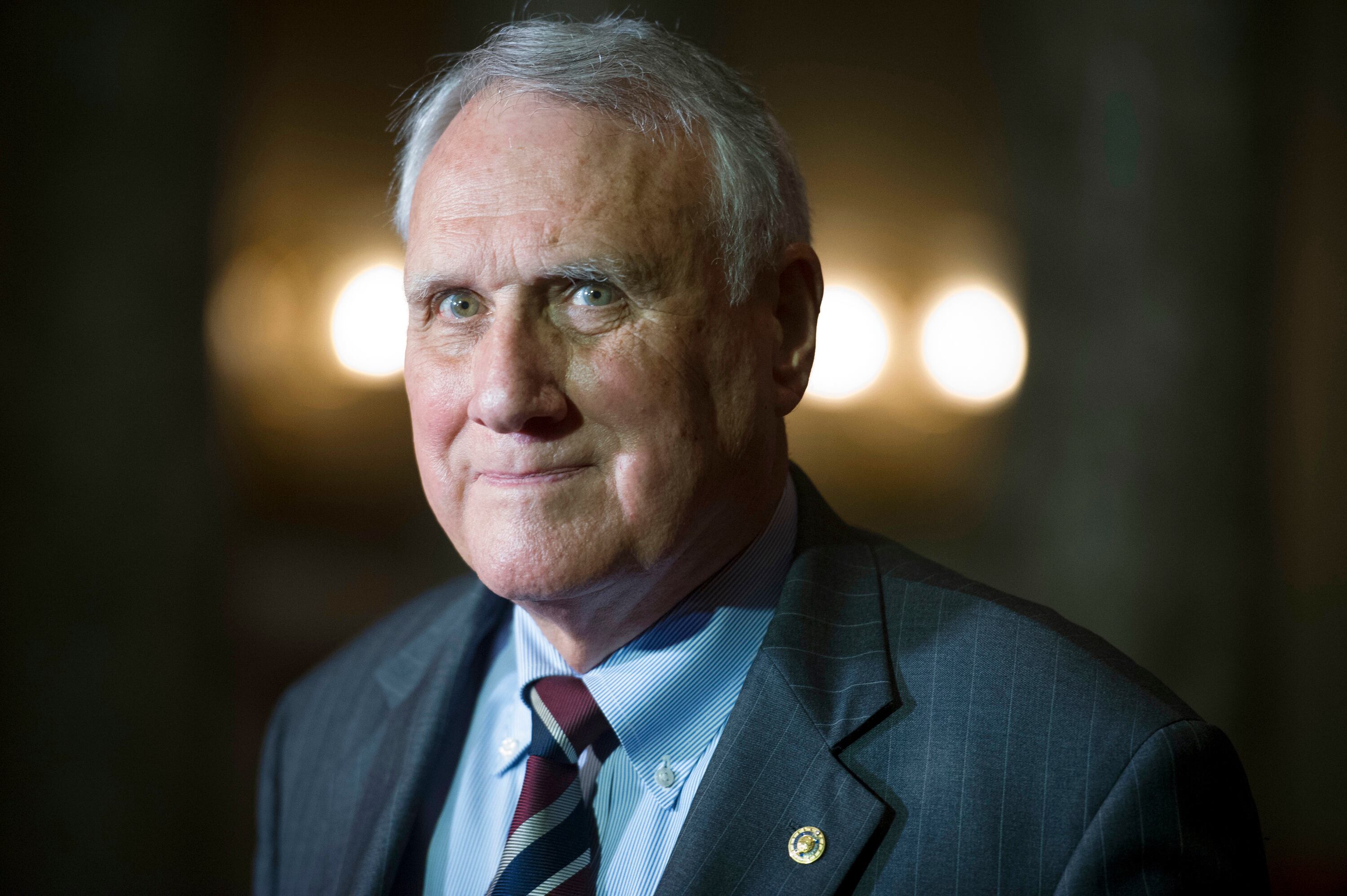Longtime Arizona Sen. Jon Kyl dies following dementia diagnosis