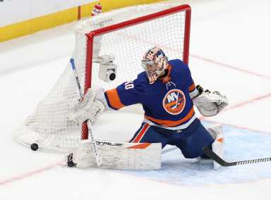 Islanders’ Semyon Varlamov on improbable comeback from knee replacements: ‘I wasn’t ready to retire’