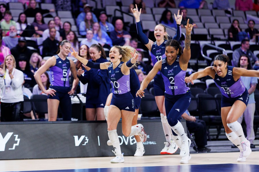 LOVB Austin starts season with rematch in San Antonio