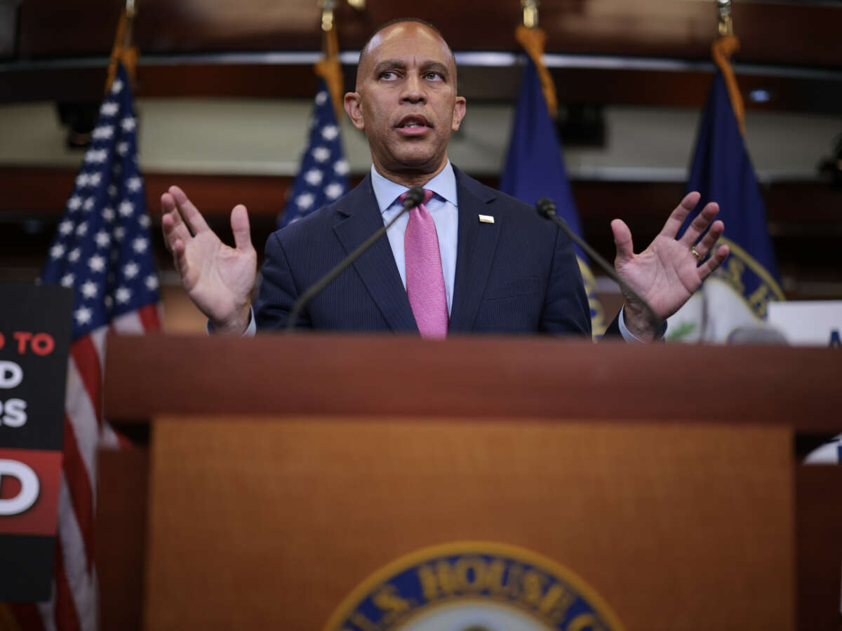 Democrats Backed by Industry Super PACs Are Writing the Party’s AI Plan