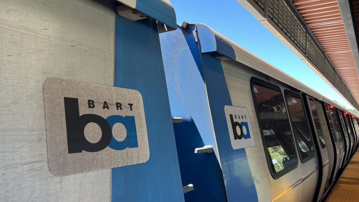 BART reports major delays due to equipment problem in San Francisco