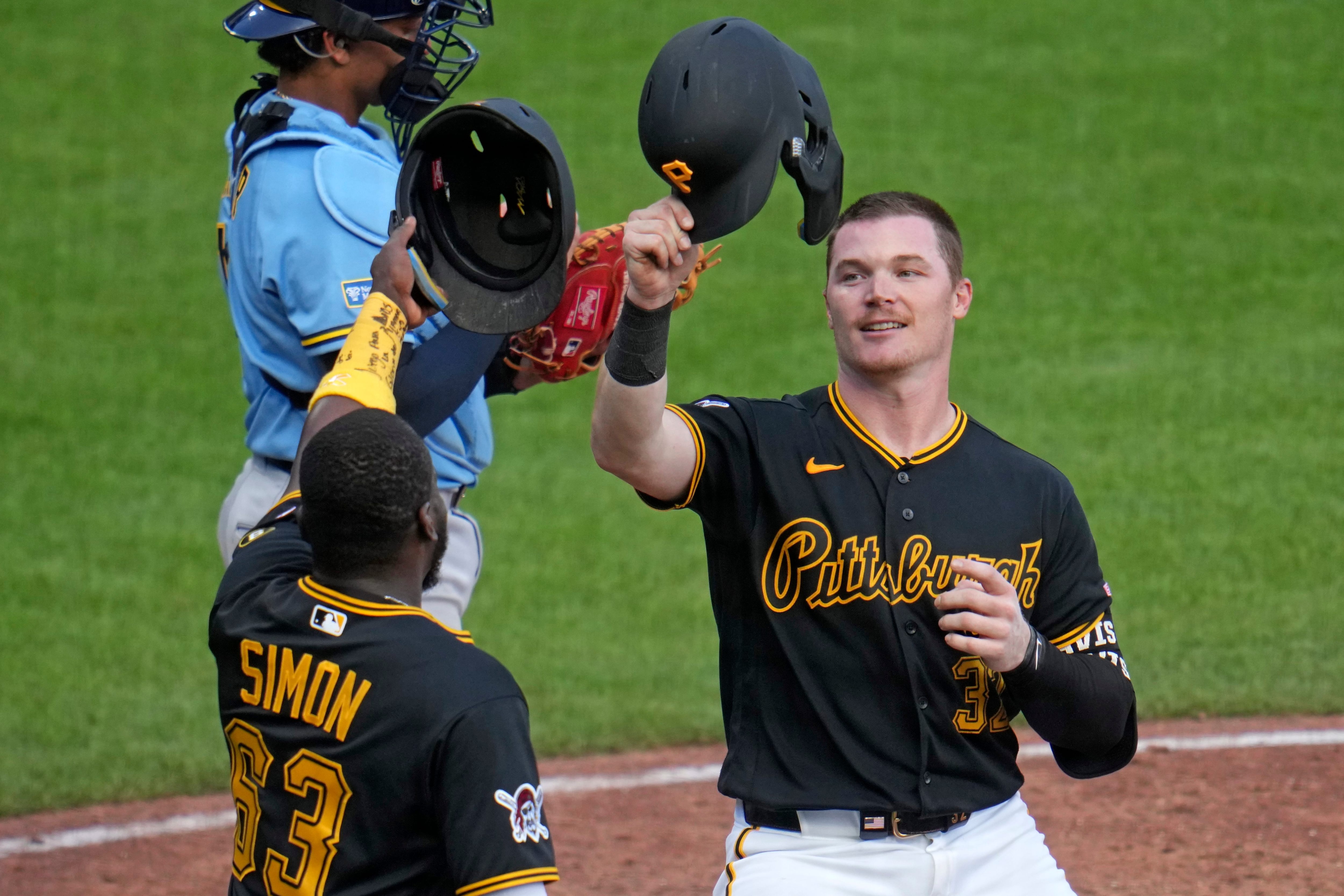 Konnor Griffin's 2-run double highlights a 5-run second inning as Pirates hold off Brewers 7-4