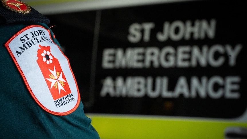 NT paramedics could carry pepper spray for safety, minister says