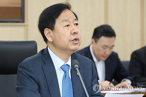 Gov't to closely monitor energy price volatility, vows diversification