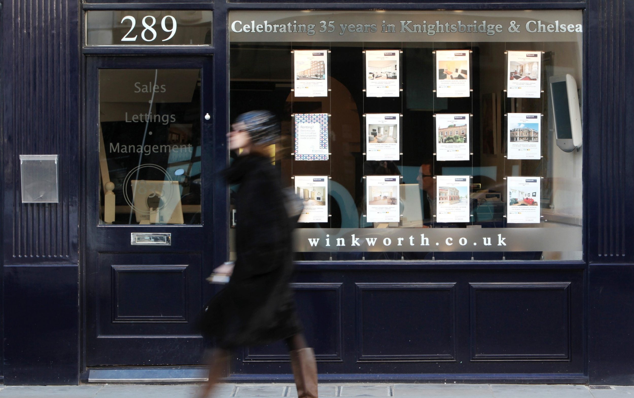 Winkworth family feud hits profits