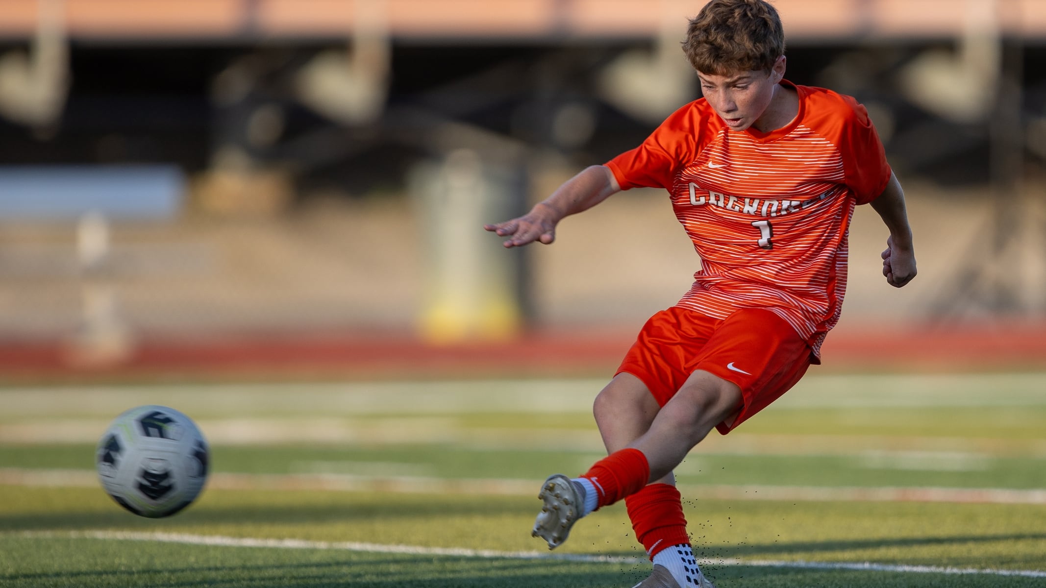 Wallace powers Cherry Hill East boys soccer over No. 17 Moorestown