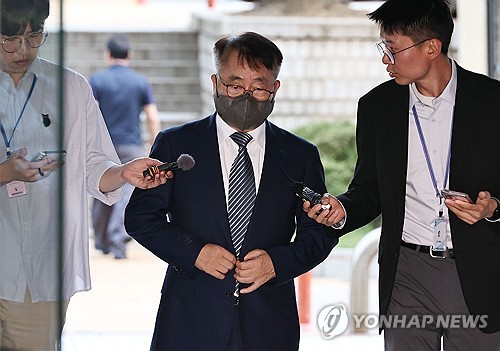 Court to hold arrest warrant hearings for 8 petrochemical executives over alleged price-fixing