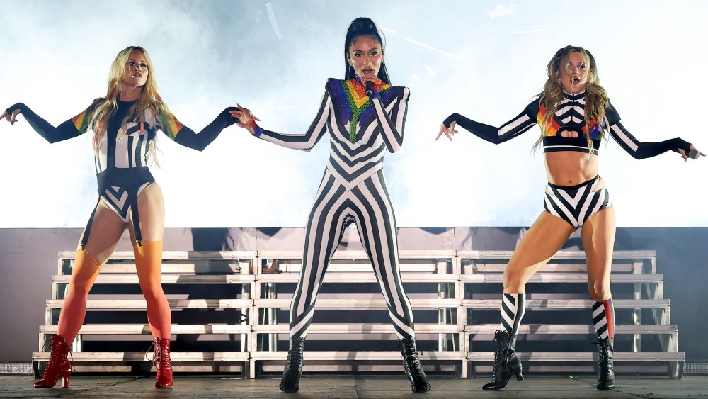 Pussycat Dolls Perform Without Nicole Scherzinger Due to Technical Issues
