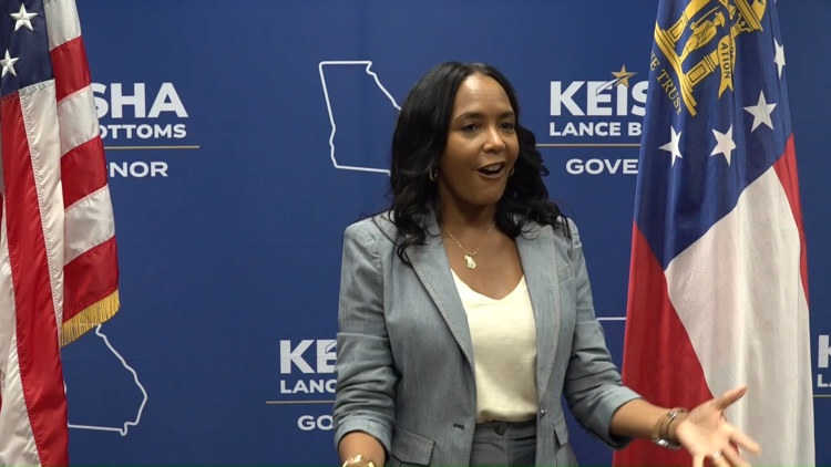 Governor candidate Keisha Lance Bottoms, other local candidates talk with voters at Macon forum