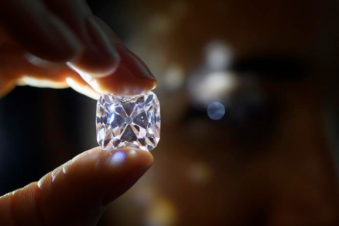 Beyond diamond: Scientists model how an elusive form of carbon could be created