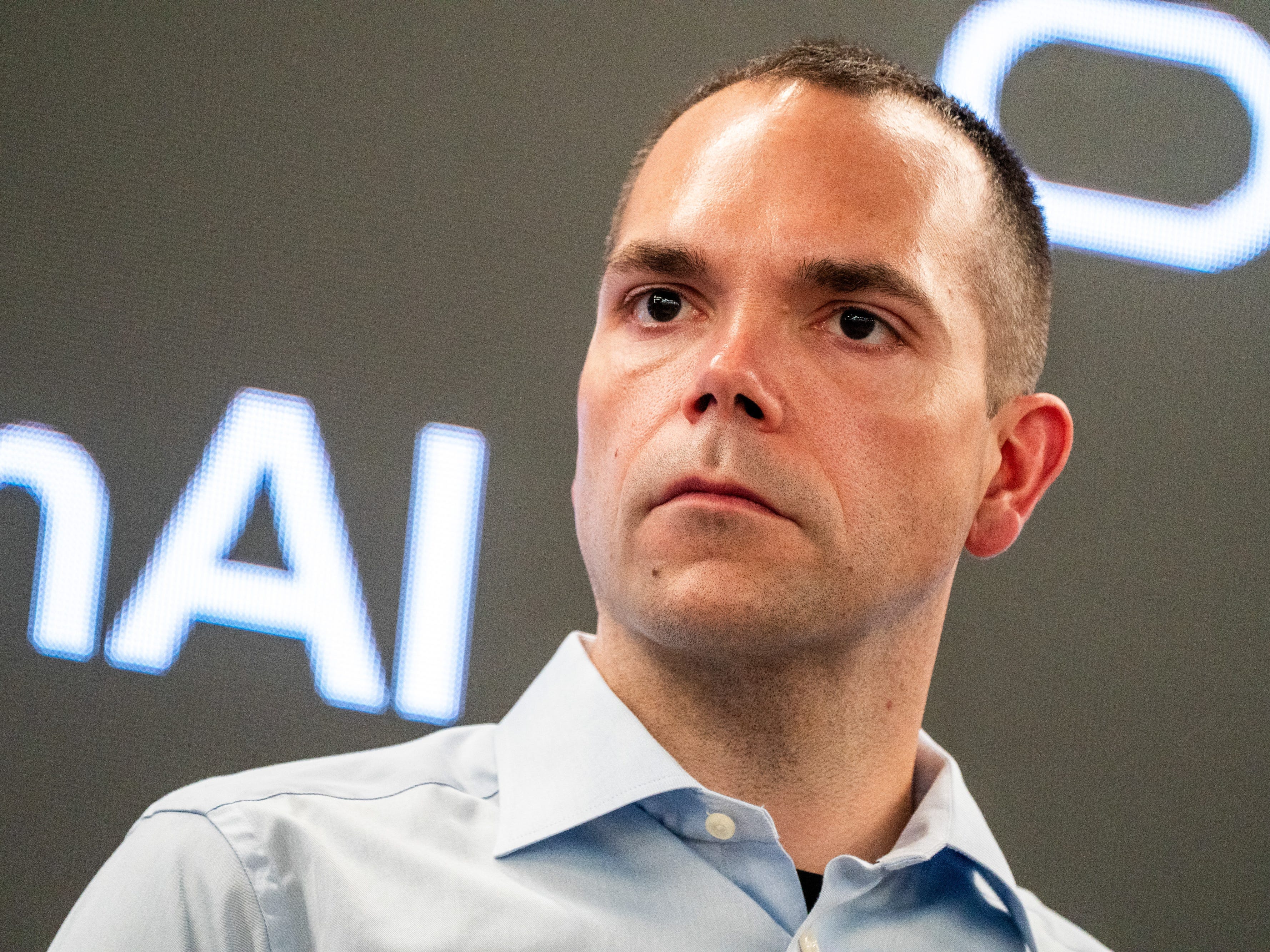 Oracle exec tells workers that its own AI rollout didn't go so smoothly