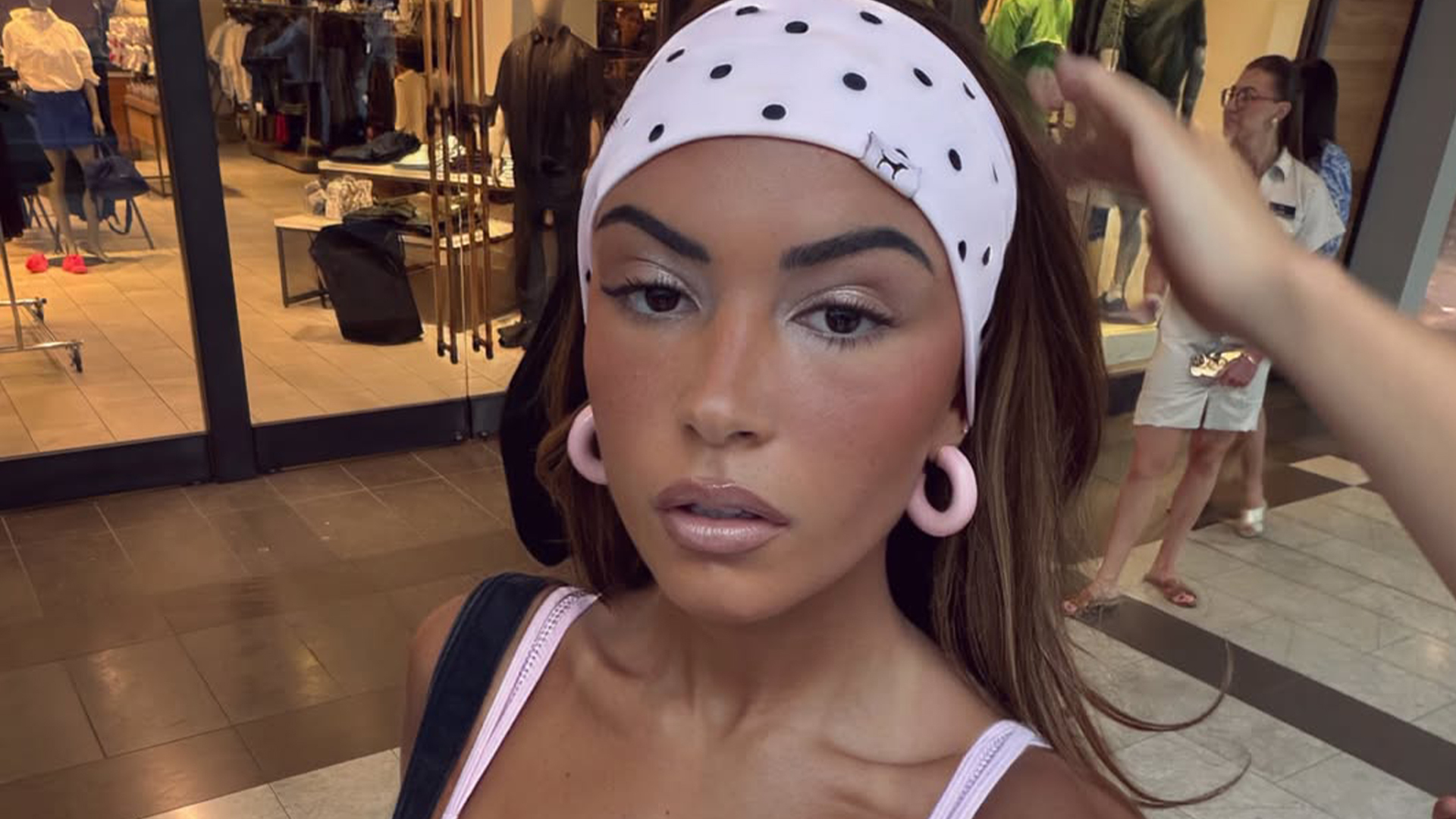 World Cup’s sexiest fan Gabriela Moura leaves fans sweating in busty outfit as she steals the show at fashion event