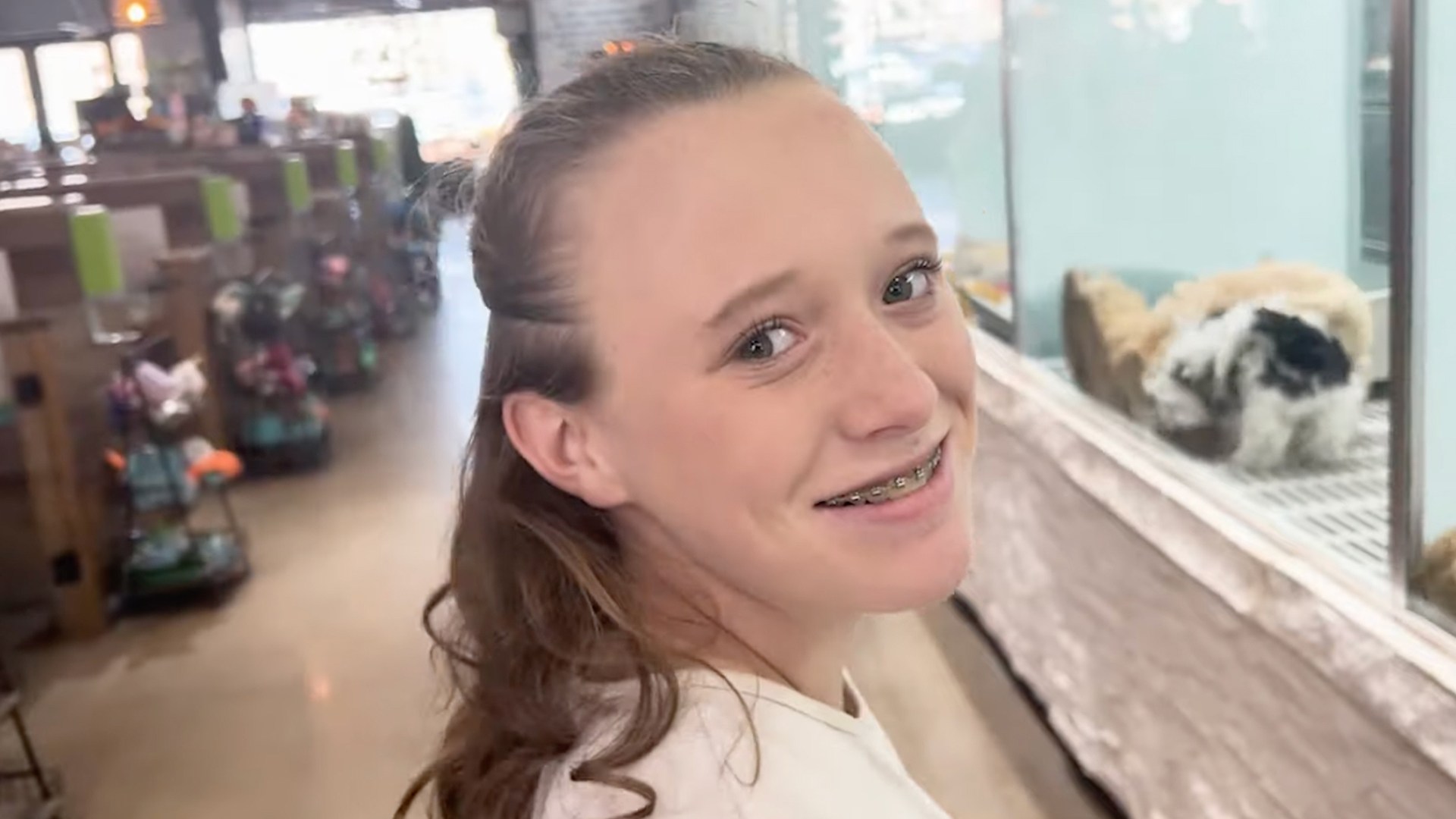 Josie Duggar, 16, makes rare appearance in sister Jessa’s photo on family coffee date