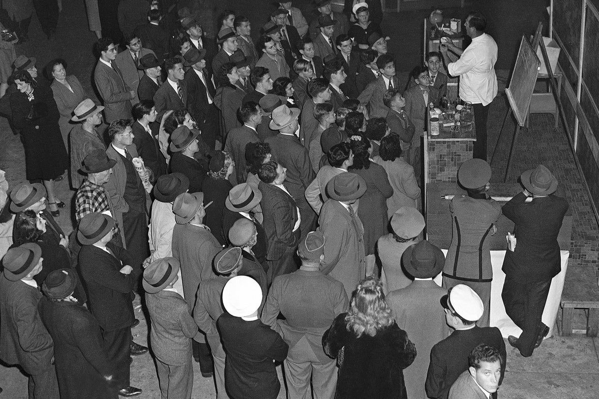 America's long history of falling for hucksters and their outlandish promises