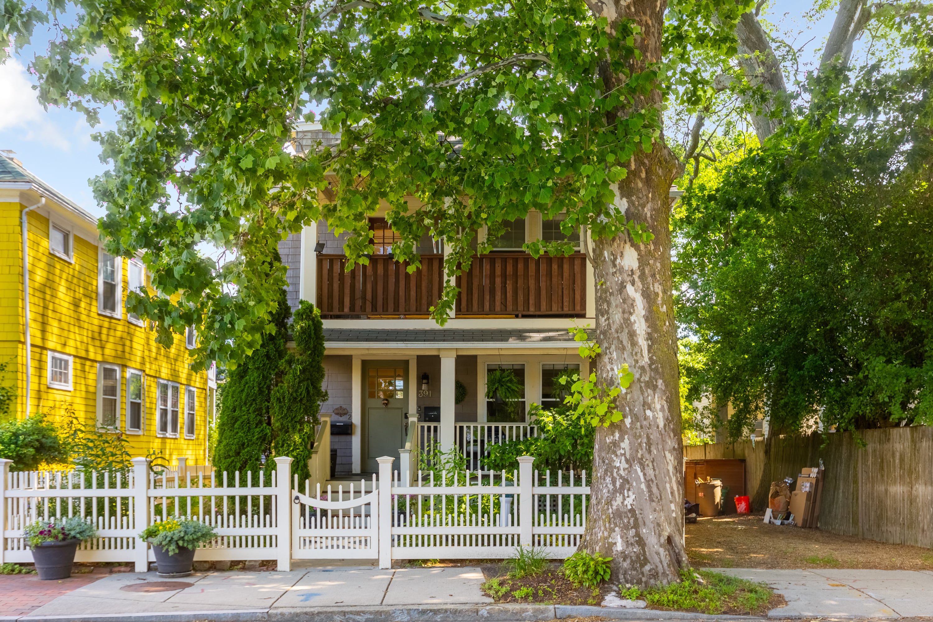 A sunny 2-bedroom condo near Harvard Square — can you guess the price?