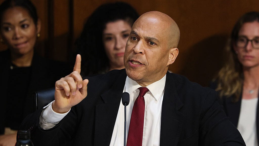 Cory Booker calls on Trump to convene Congress for special session on AI