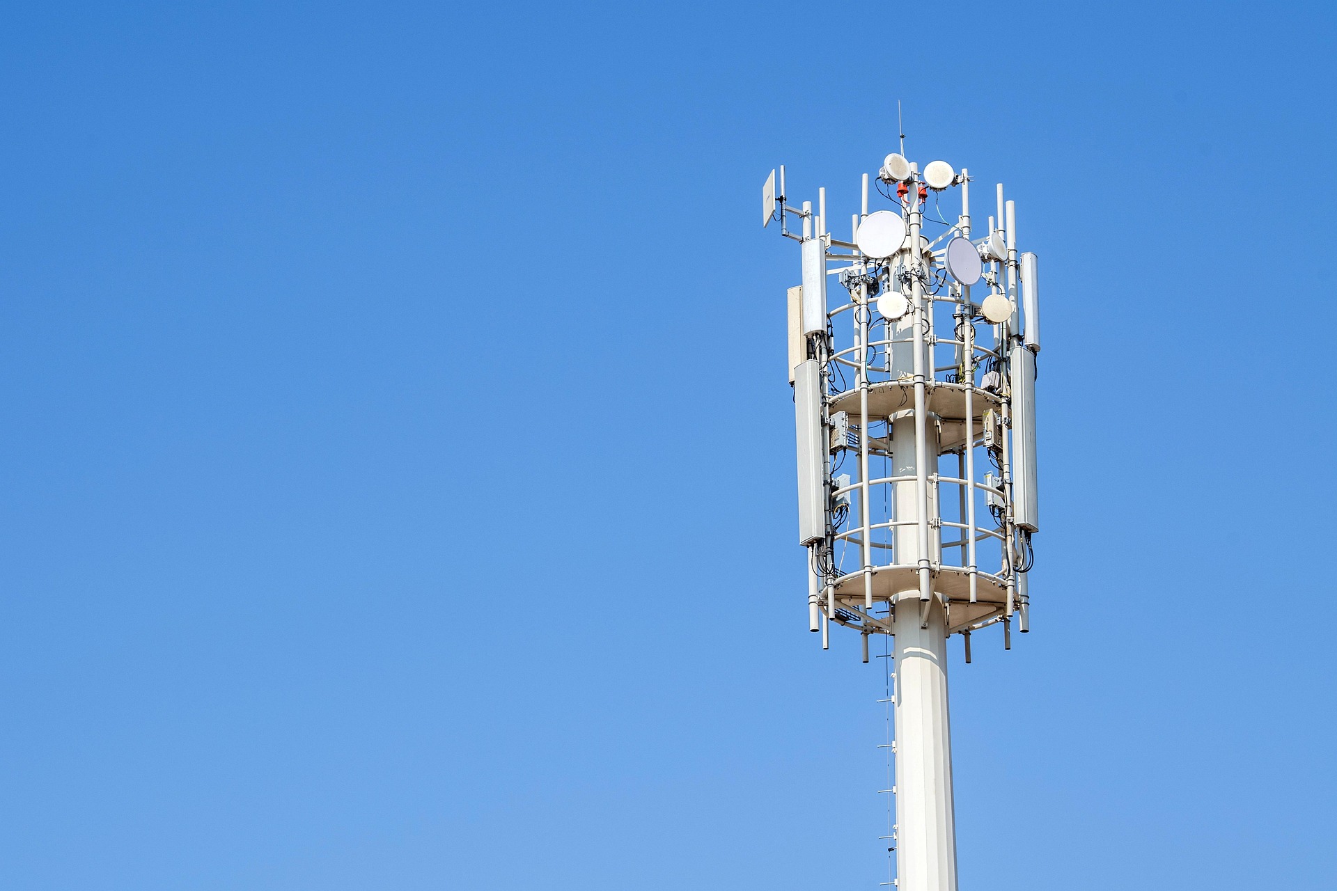 Is Verizon Stock Cheap, Or Is Its Cash Already Spoken For?