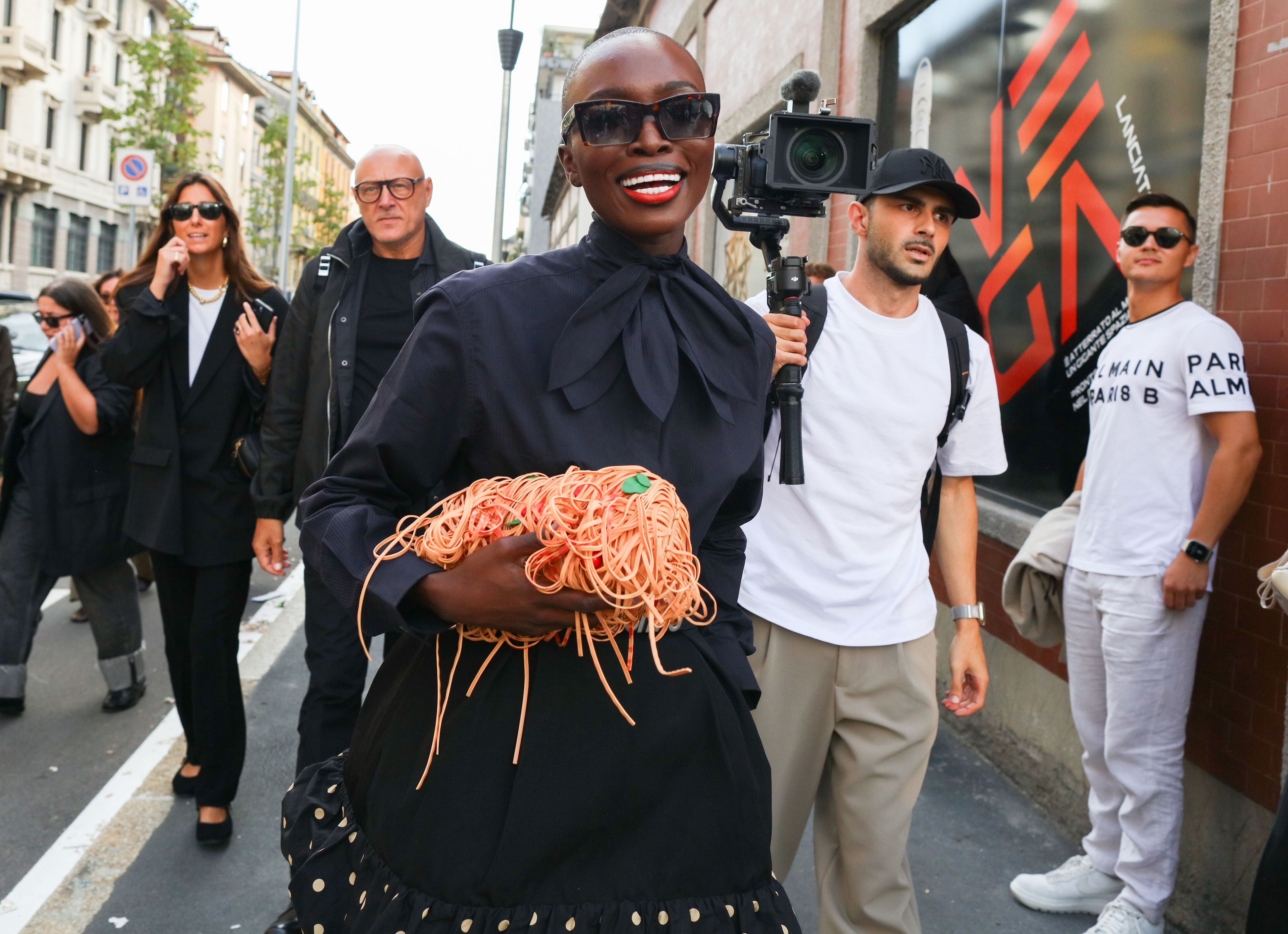 That’s Sprezzatura! Vogue Editor’s Favorite Street Style Pics From Milano