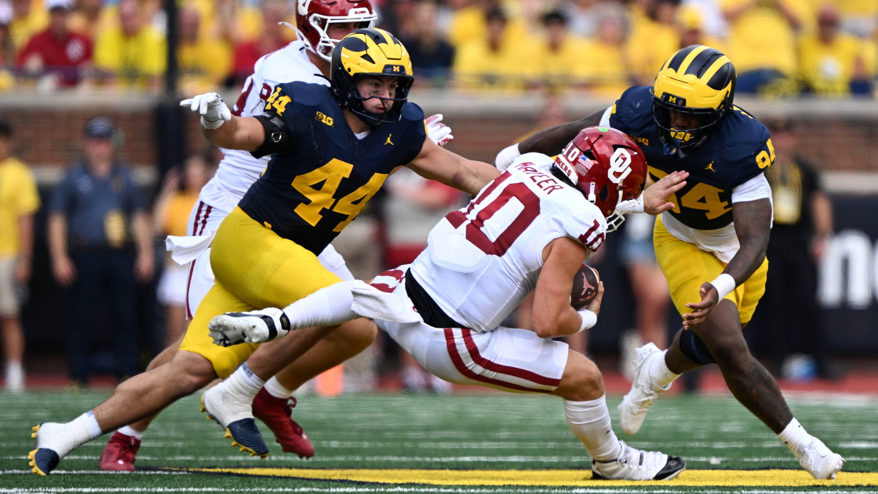 Michigan Wolverines' LB Room Must Take One More Step to Reach New Level