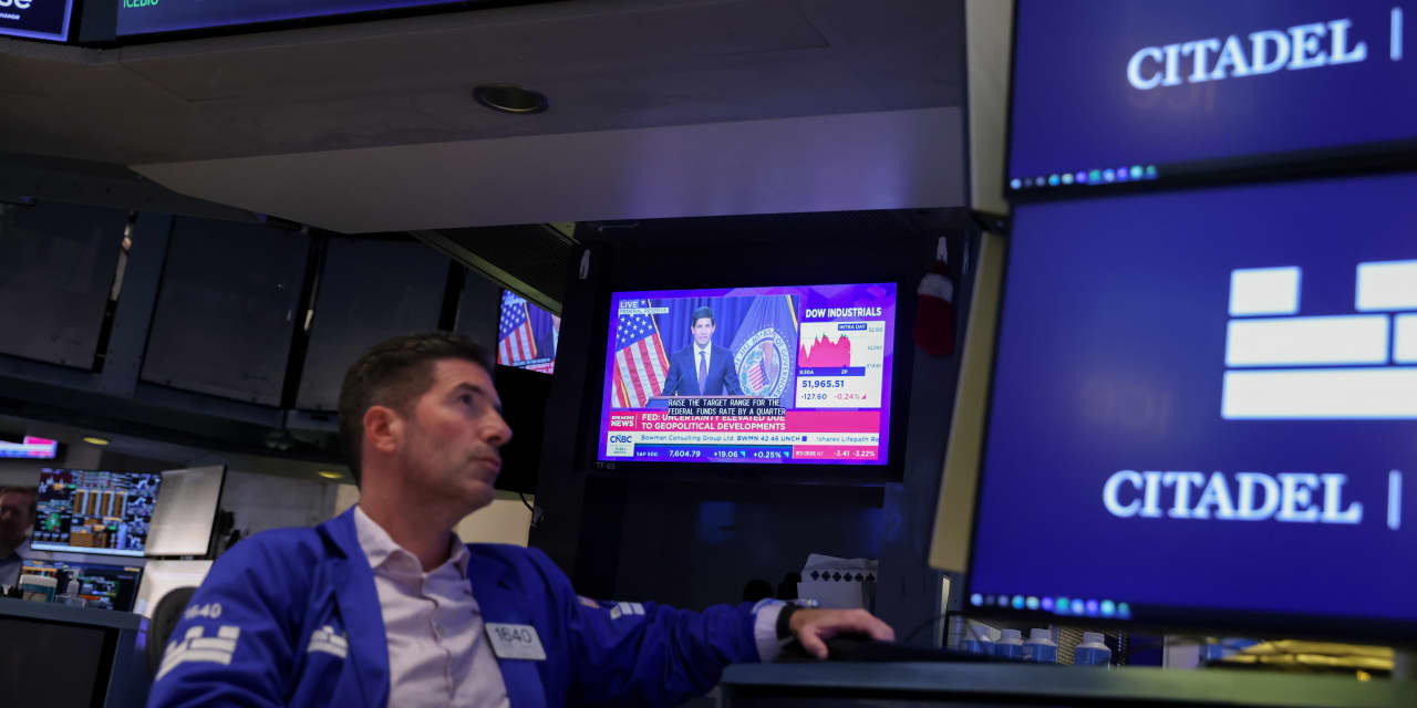 Why Warsh and Bessent Are at Odds Over Sky-High Treasury Yields