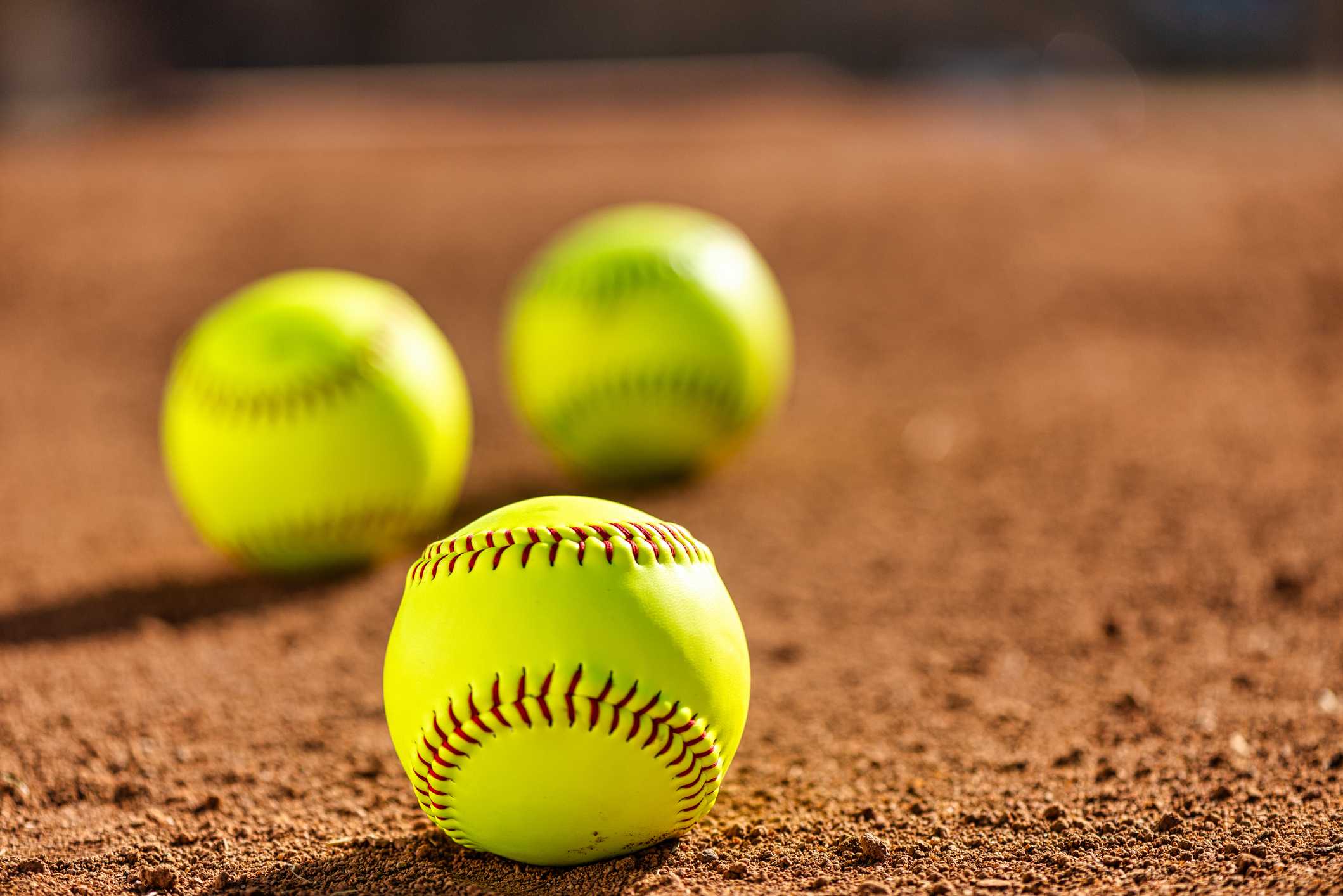 417 Beverly moms take the field for 26th annual 'MomBall' tournament