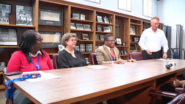 Cahokia Heights superintendent announces progress with union, could avoid teacher strike