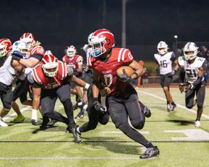 Hillgrove holds on at Pebblebrook