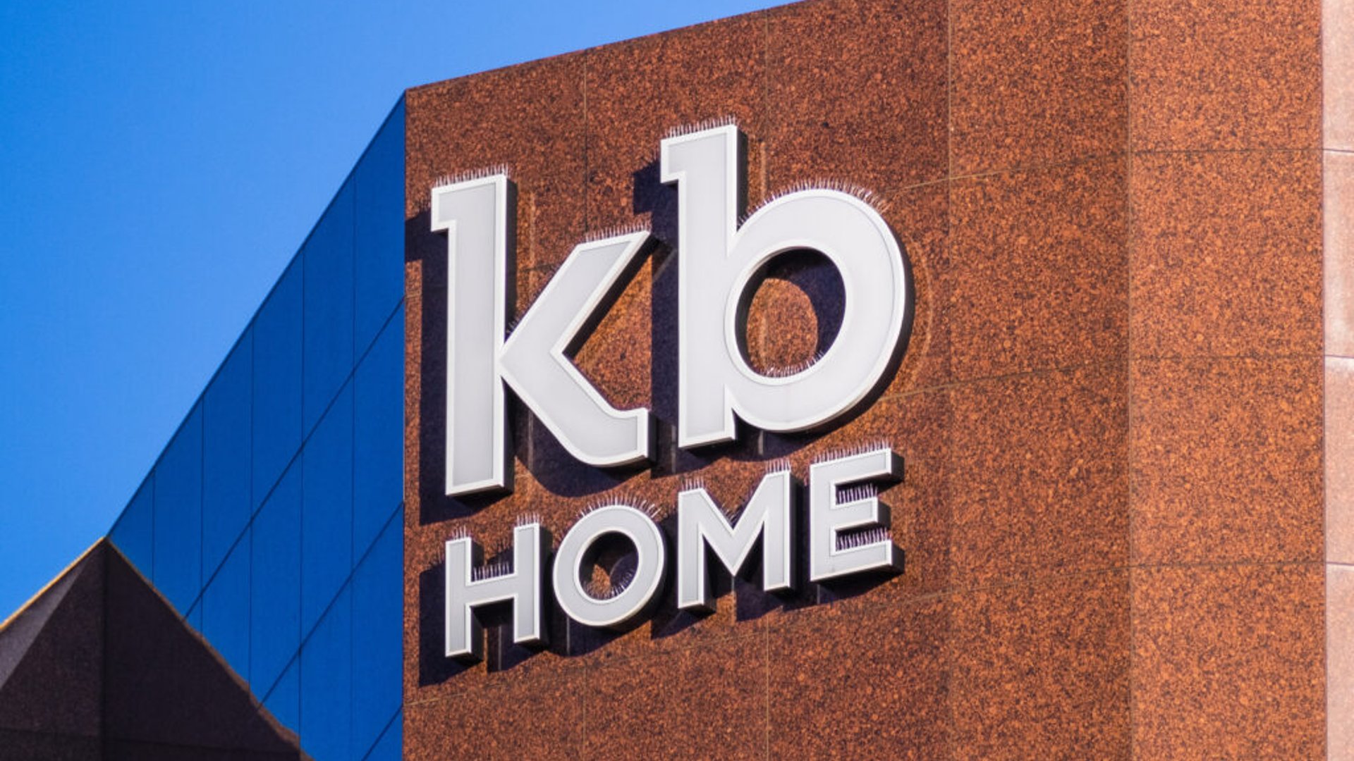 How To Earn $500 A Month From KB Home Stock Ahead Of Q3 Earnings