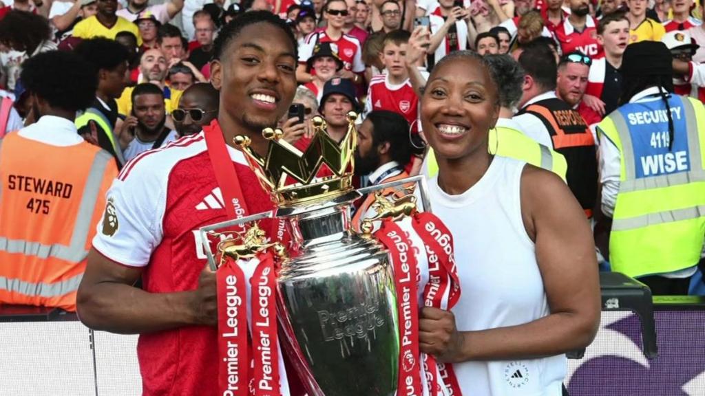 The Arsenal star's mum helping football's newest recruits