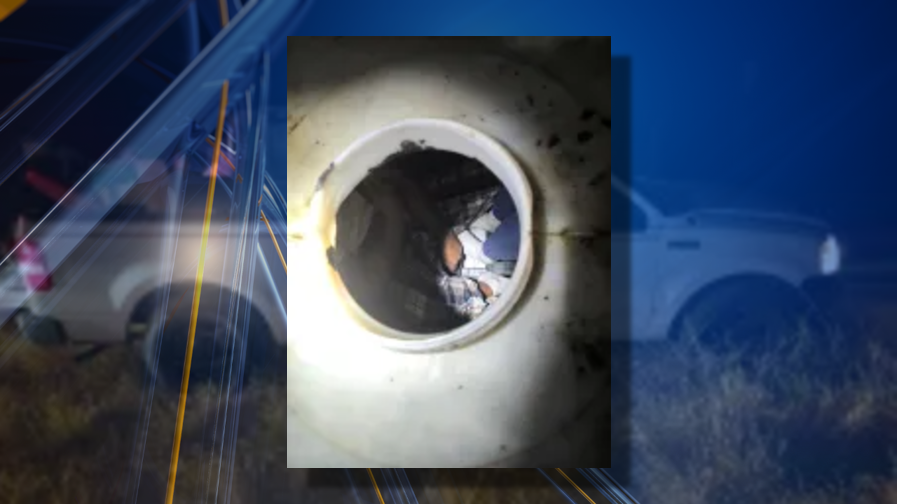 Agents use power tools to rescue 4 migrants trapped in water tank