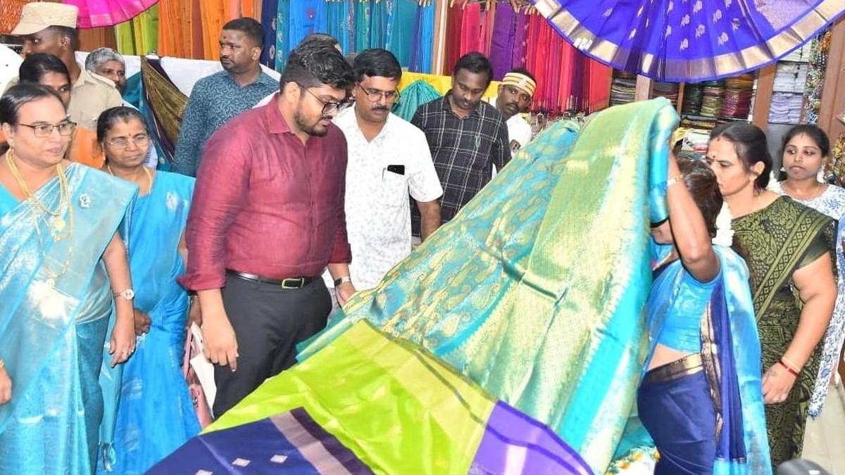 Co-optex commences Deepavali special discount sale