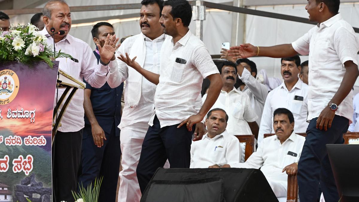 Fracas over Vande Mataram
