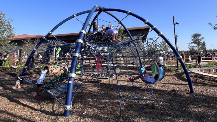 Inside Frisco’s new Northwest Community Park: Trails, splash pad, dog park & 20-foot bison playground