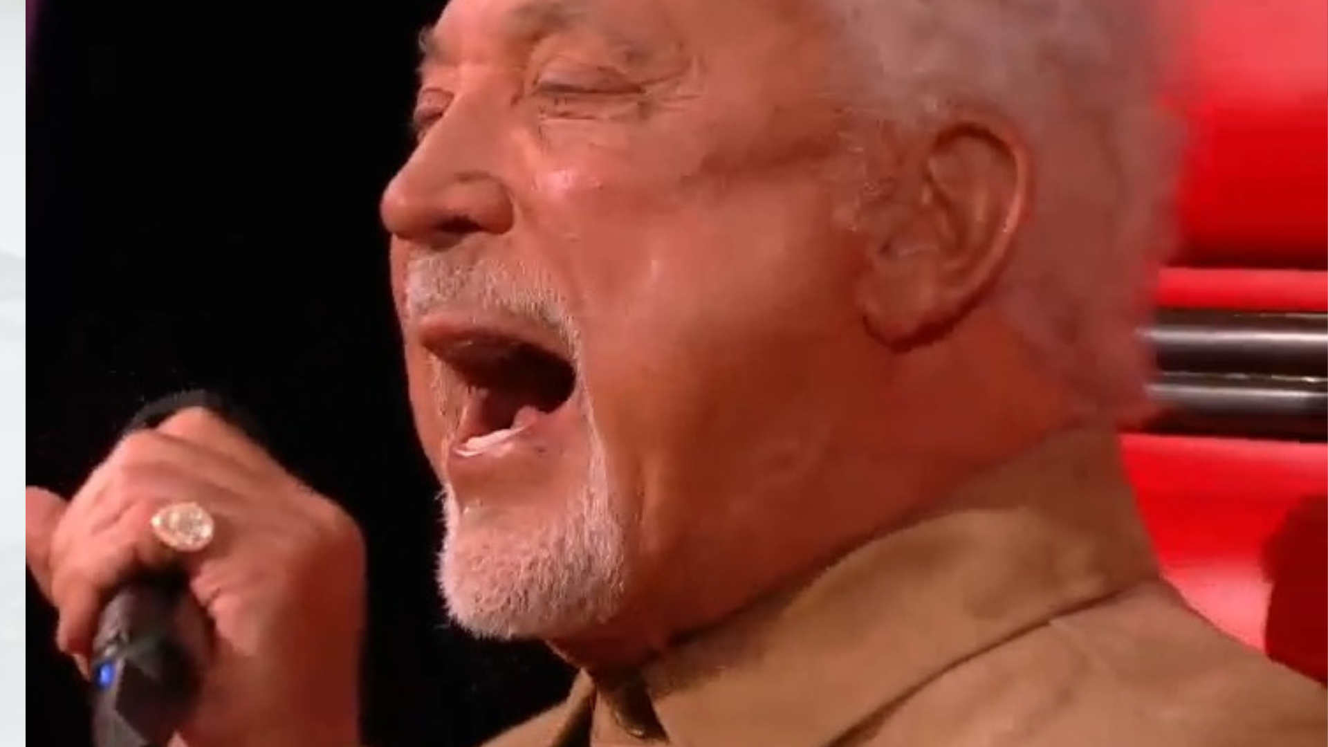 The Voice UK fans slam ITV over Tom Jones axe as star belts out biggest hit on show