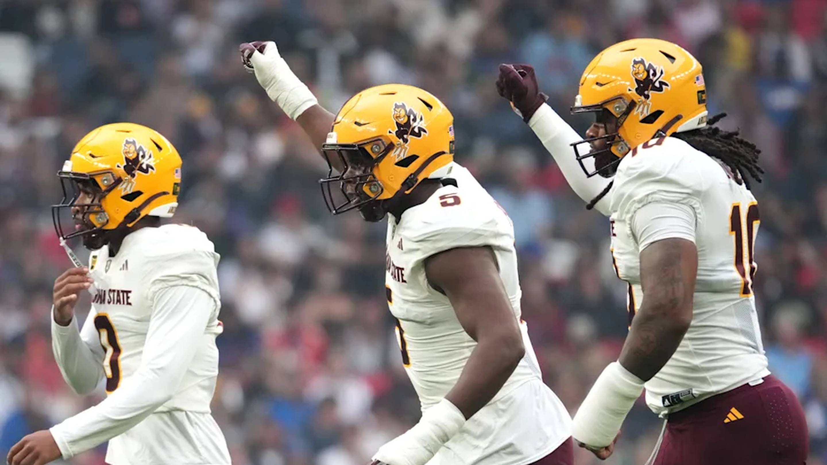 ASU Big Man Rumbles 75 Yards, Falls Just Short of Scoop and Score in London Victory