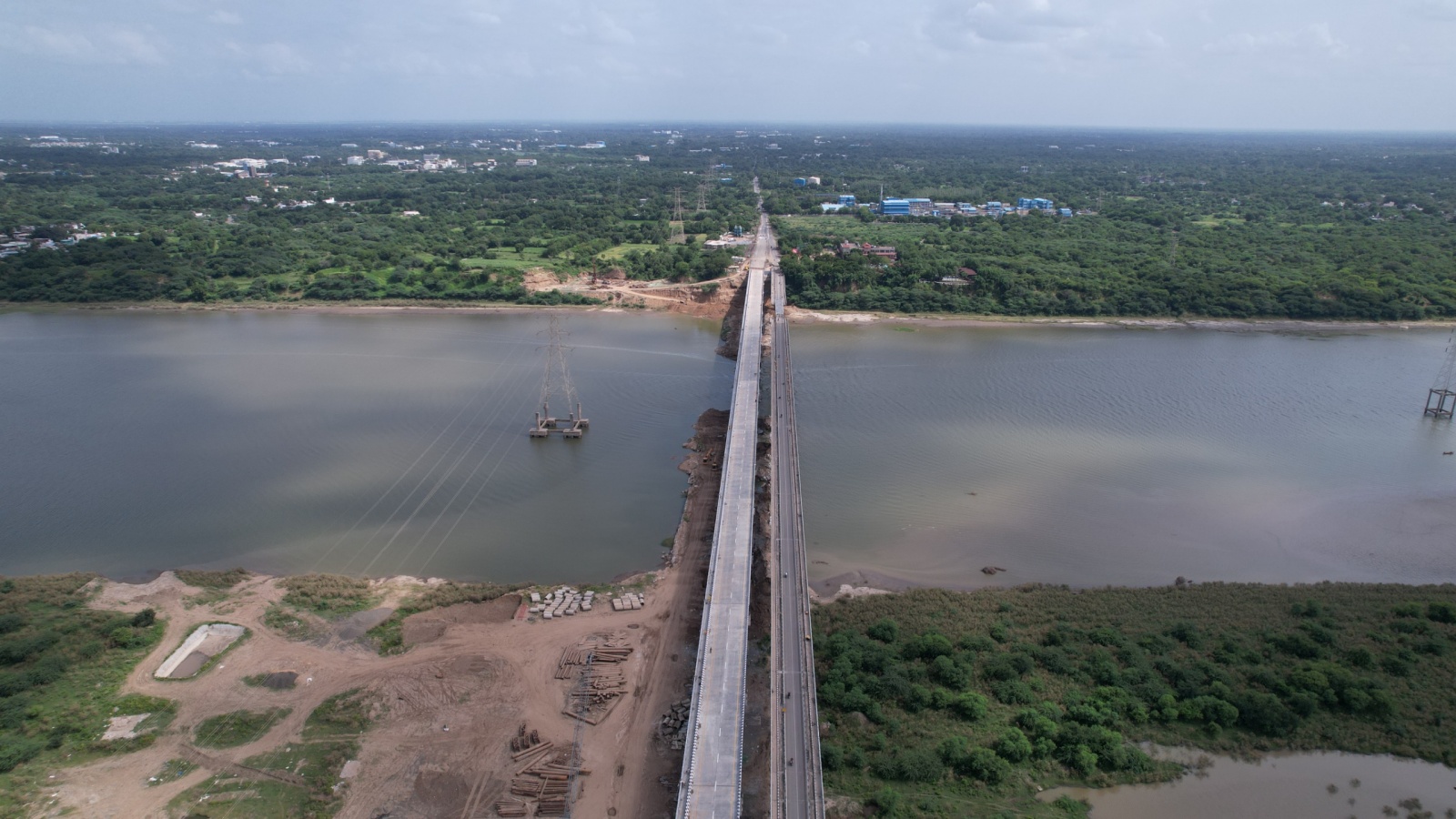 Year after Vadodara bridge collapse killed 22, new link on Mahi River opens today