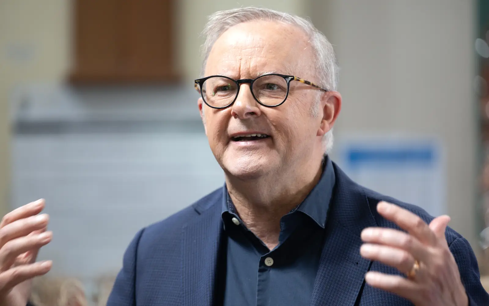 Australian PM seeks big tech backing for internet safety, AI rules