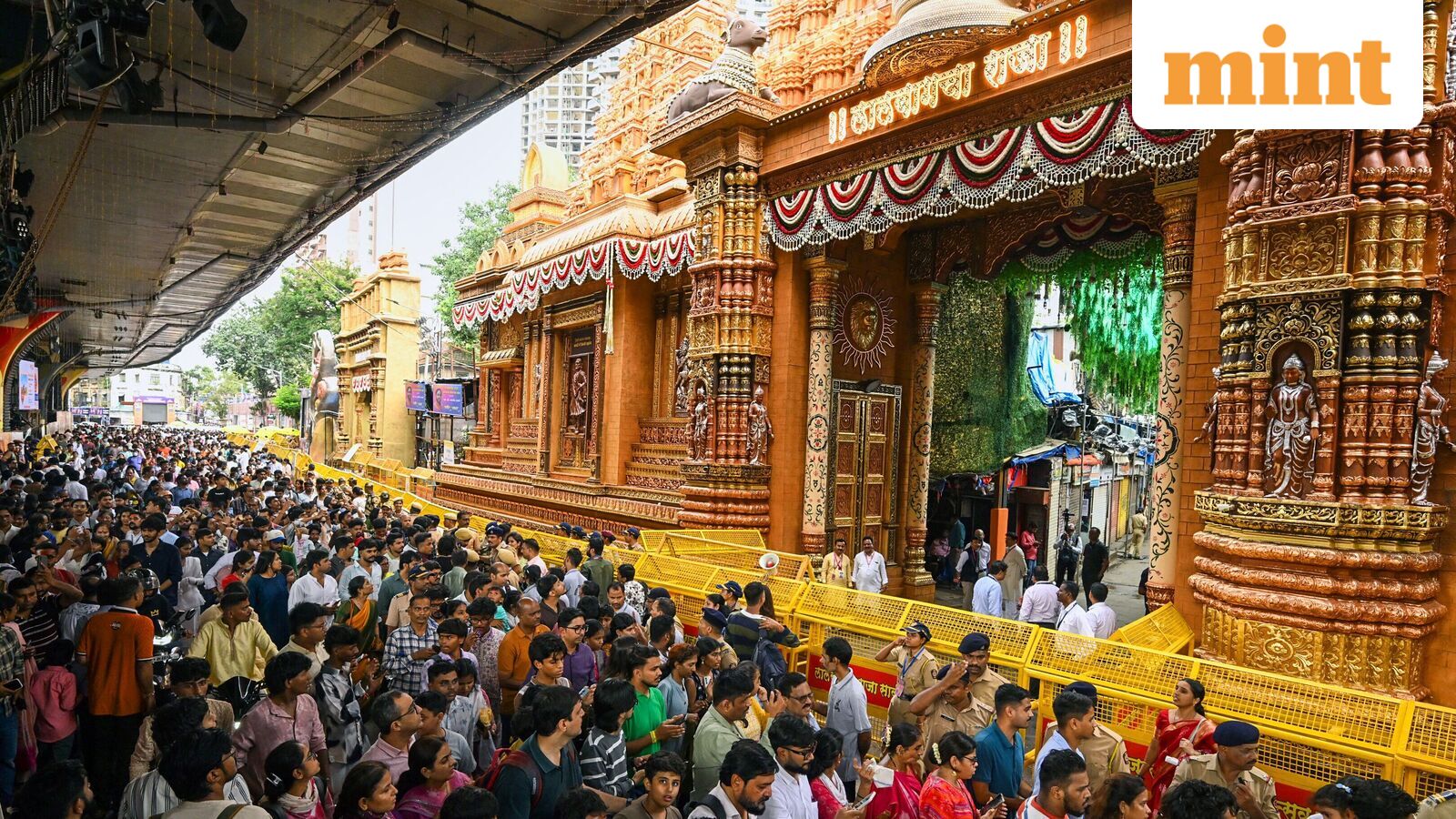 8-year-old among 2 dead in electrocution incident in Ganapati pandal in Mumbai's Lalbaug; 4 injured