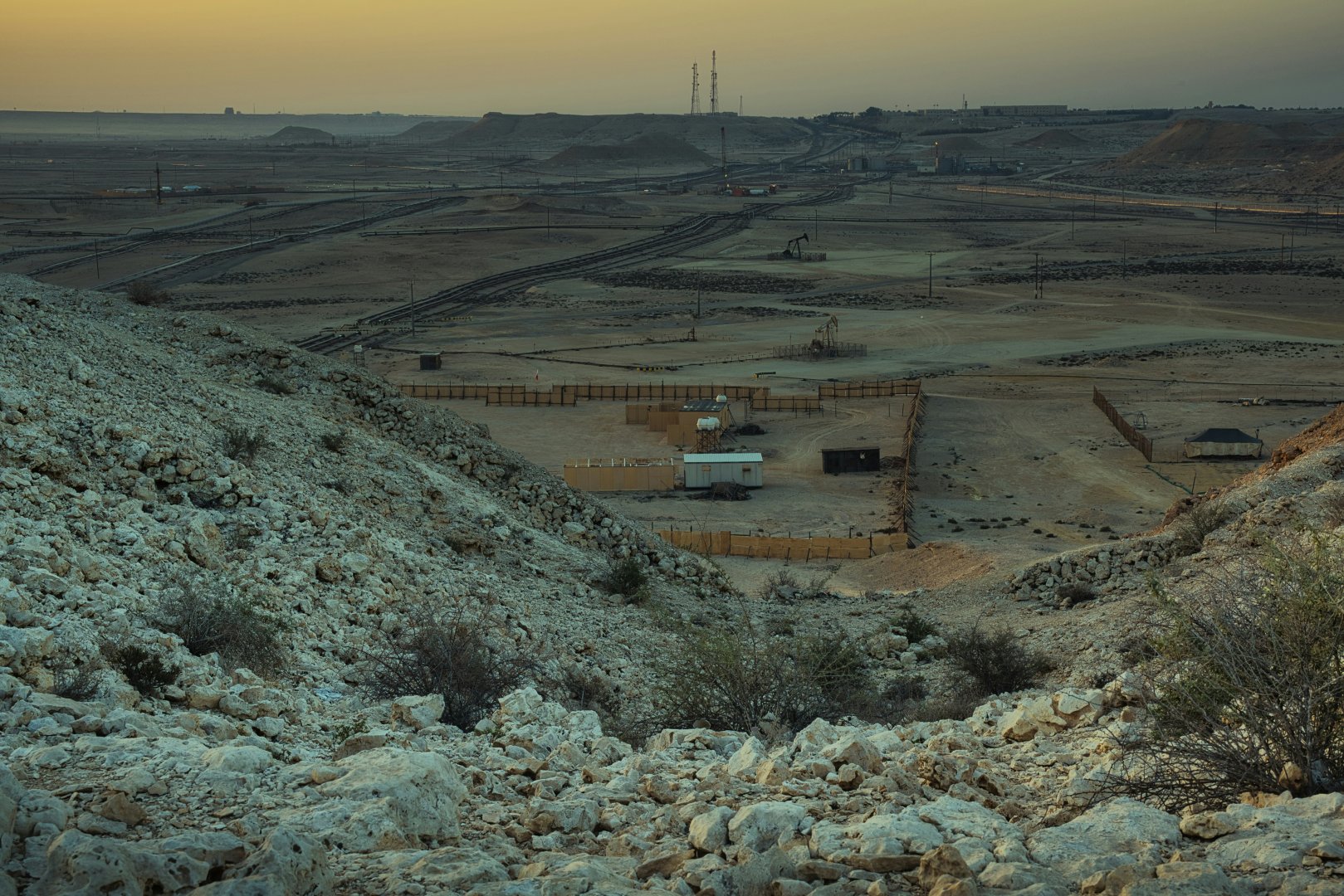 Turkmennebit opens international tender for plant and drilling equipment