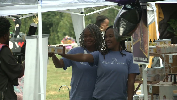 Frizz Fest highlights natural hair, 1 year after Missouri CROWN Act took effect