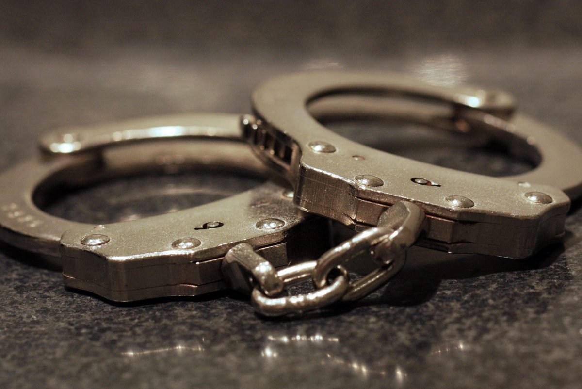 Man injures 2 Delaware State Troopers while resisting arrest, police say