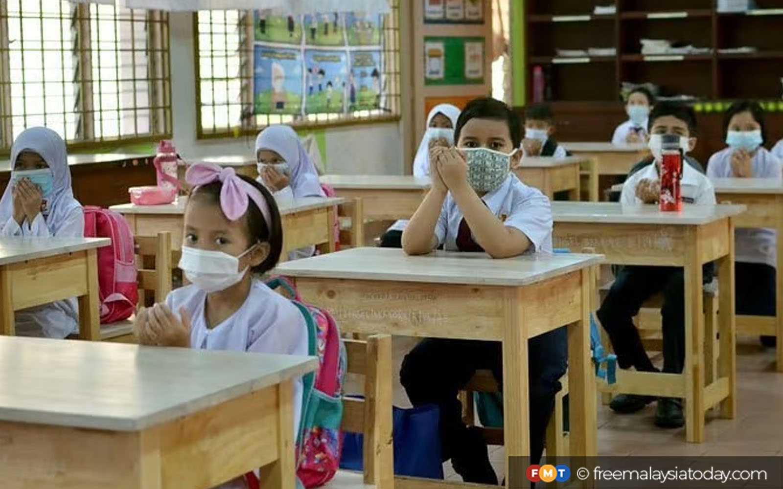 Schools closed in 2 districts as haze worsens in S’wak
