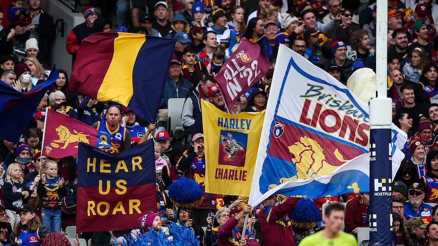 Footy fans filthy as airfares soar ahead of grand final