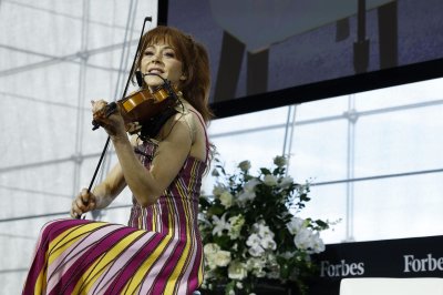 Famous birthdays for Sept. 21: Lindsey Stirling, Cheryl Hines